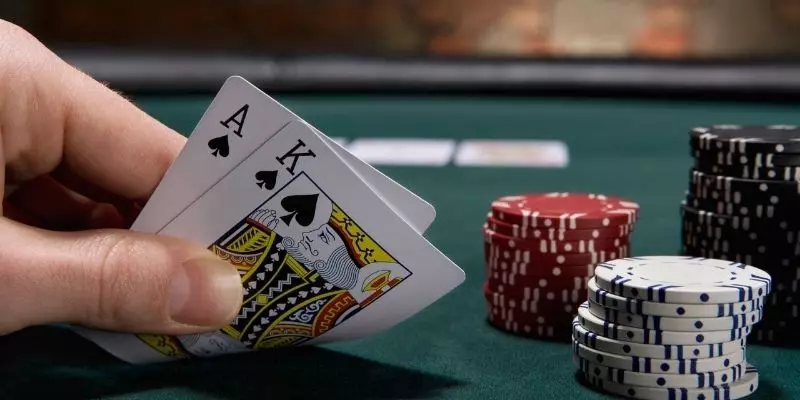 Cách chơi Poker thắng lớn từ cao thủ dành cho mọi cấp độ người chơi 3 Cách chơi Poker thắng lớn tân thủ không nên bỏ qua