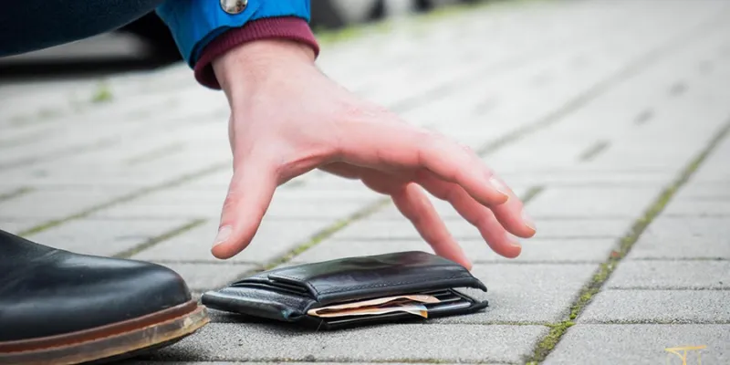 Mơ thấy mất đồ? Đánh con số nào để phát tài phát lộc? 2 Giấc mơ mất ví tiền