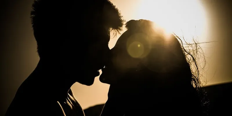 Mơ thấy người yêu cũ hạnh phúc bên người mới