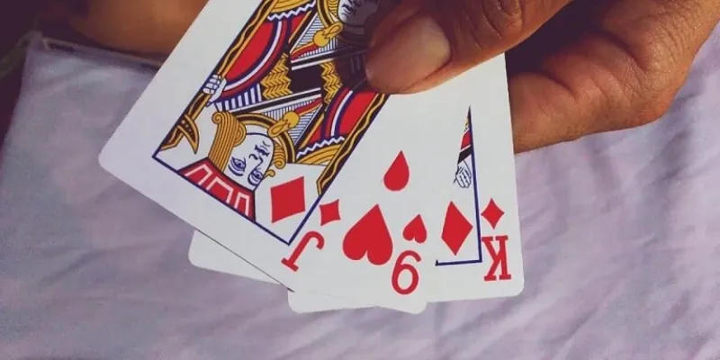 Tìm hiểu luật chơi bài cào rùa một cách chi tiết